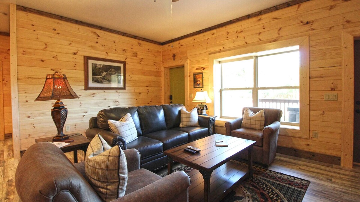 Bryson City House | Cozy Cabin- Bryson Village