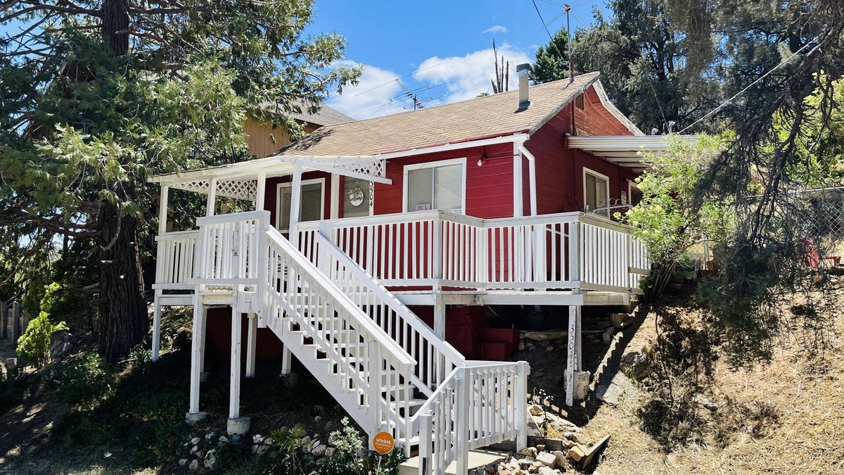 Frazier Park Cabin | Cozy Cabin Getaway