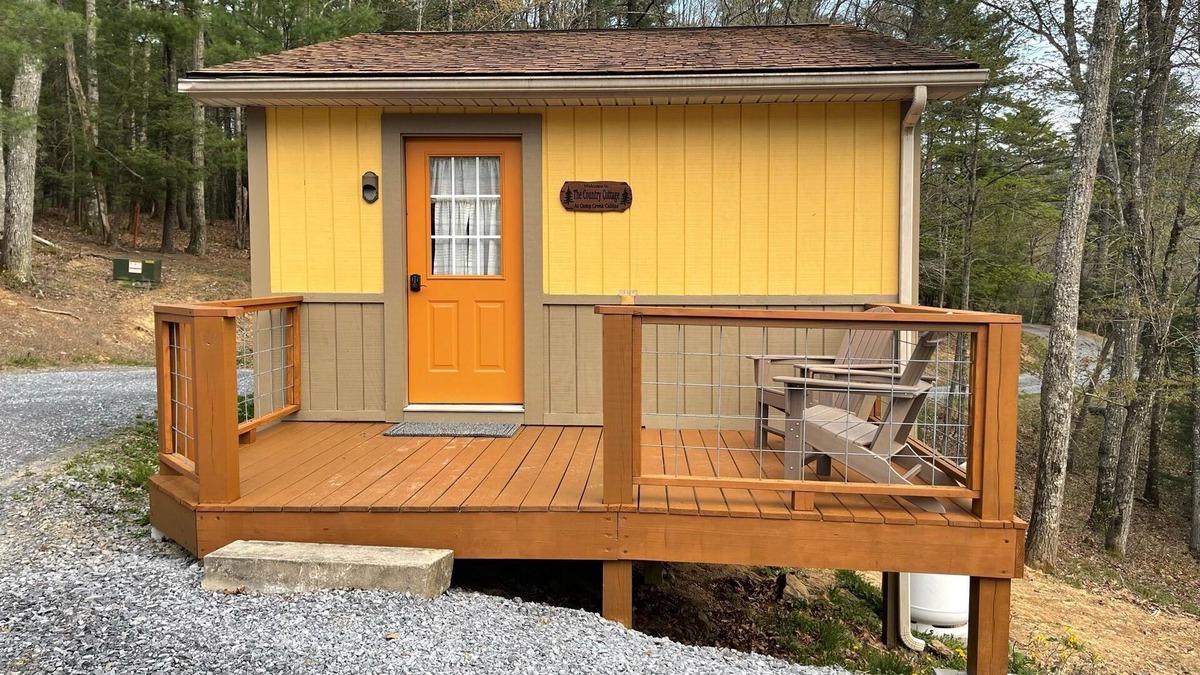 Flat Top Apartment | Cozy Cabin | Ideal for Fall Foliage & Rafting