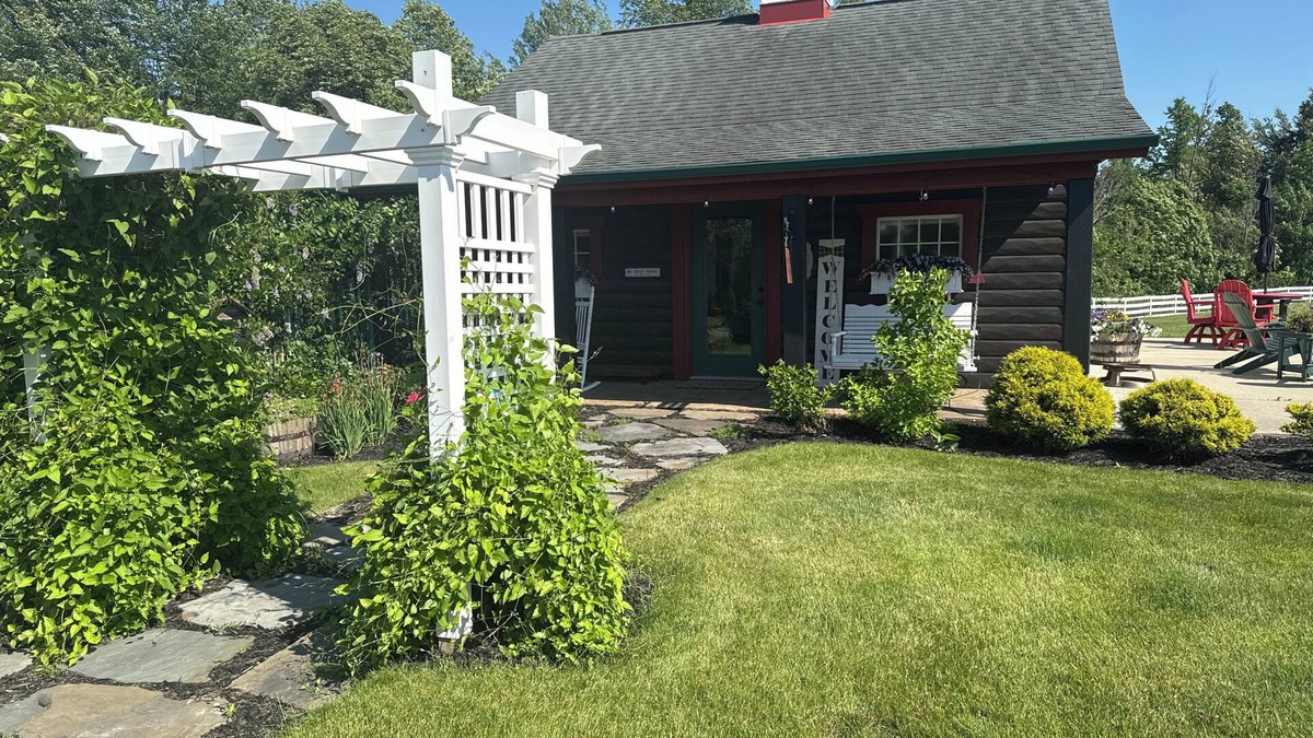 Clare Cabin | Cozy cabin in fantastic Clare! Once a horse barn now a rustic cabin!
