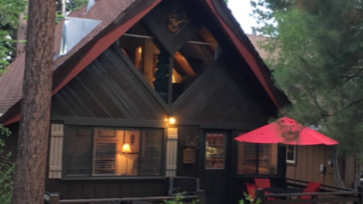 Incline Village Cabin | Cozy Cabin, Incline Village, Quiet Forest Setting, MAXIMUM 2 GUESTS