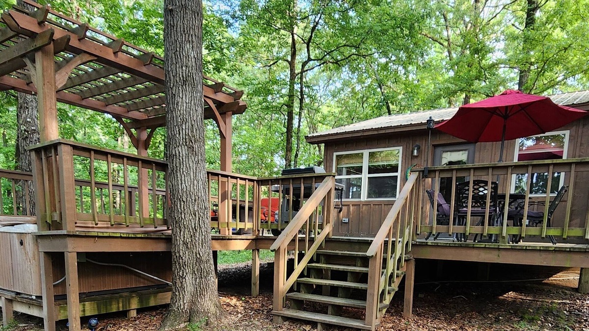 Scranton Cabin | Cozy Cabin off the Arkansas River w/Hot Tub!