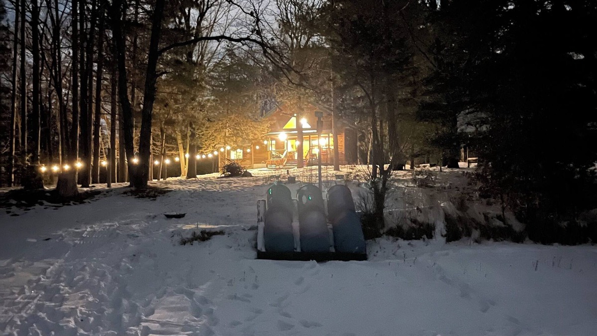 Stacy Cabin | Cozy cabin on a private lake to enjoy year round.