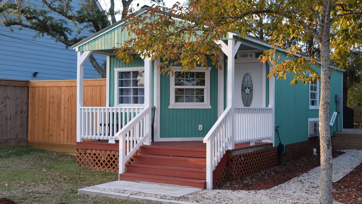 Clear Lake Shores Apartment | Cozy Cabin on the Water -Full Access