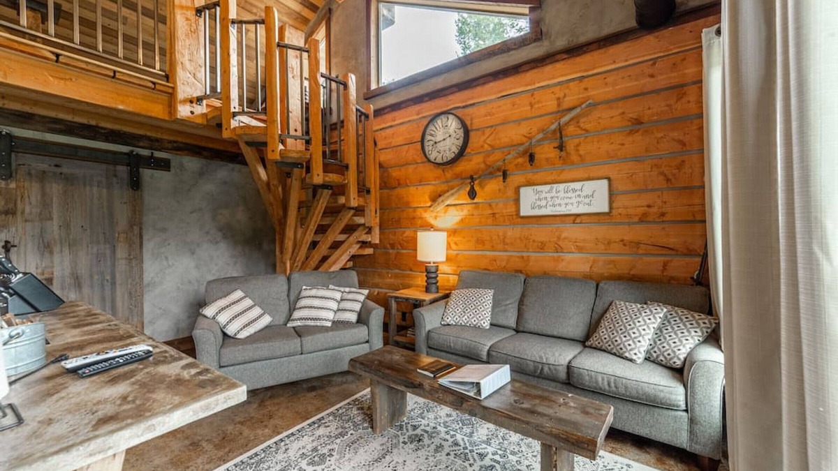 Coram Cabin | Cozy cabin outside Glacier National Park. Private hot tub + pet-friendly!