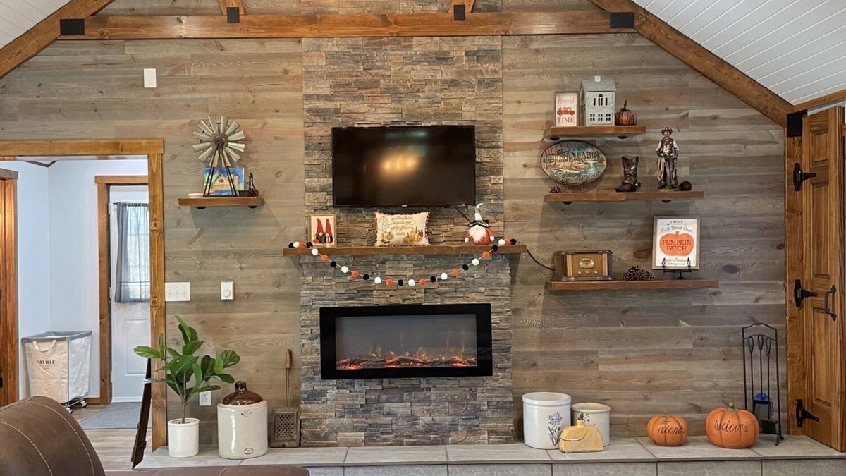Hazel Green Cabin | Cozy Cabin Retreat located just minutes to Galena, IL & DBQ, IA