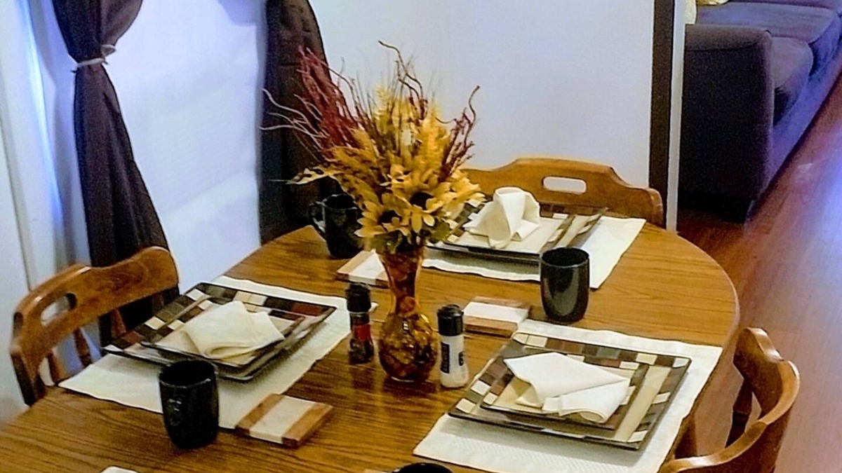 Lake Charles House | Cozy Cajun Creole Cottage 2 great for Workers close to Casinos