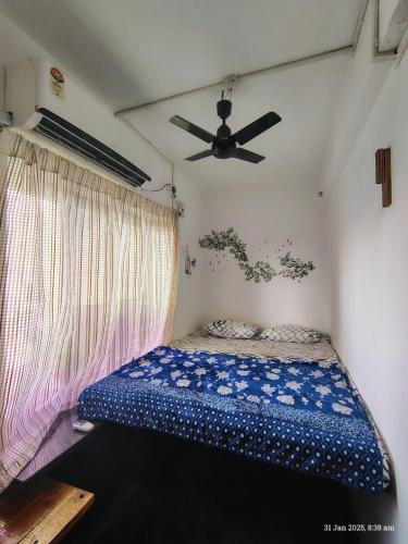 Prabhadevi Apartment | Cozy Camper Van Styled Studio Home