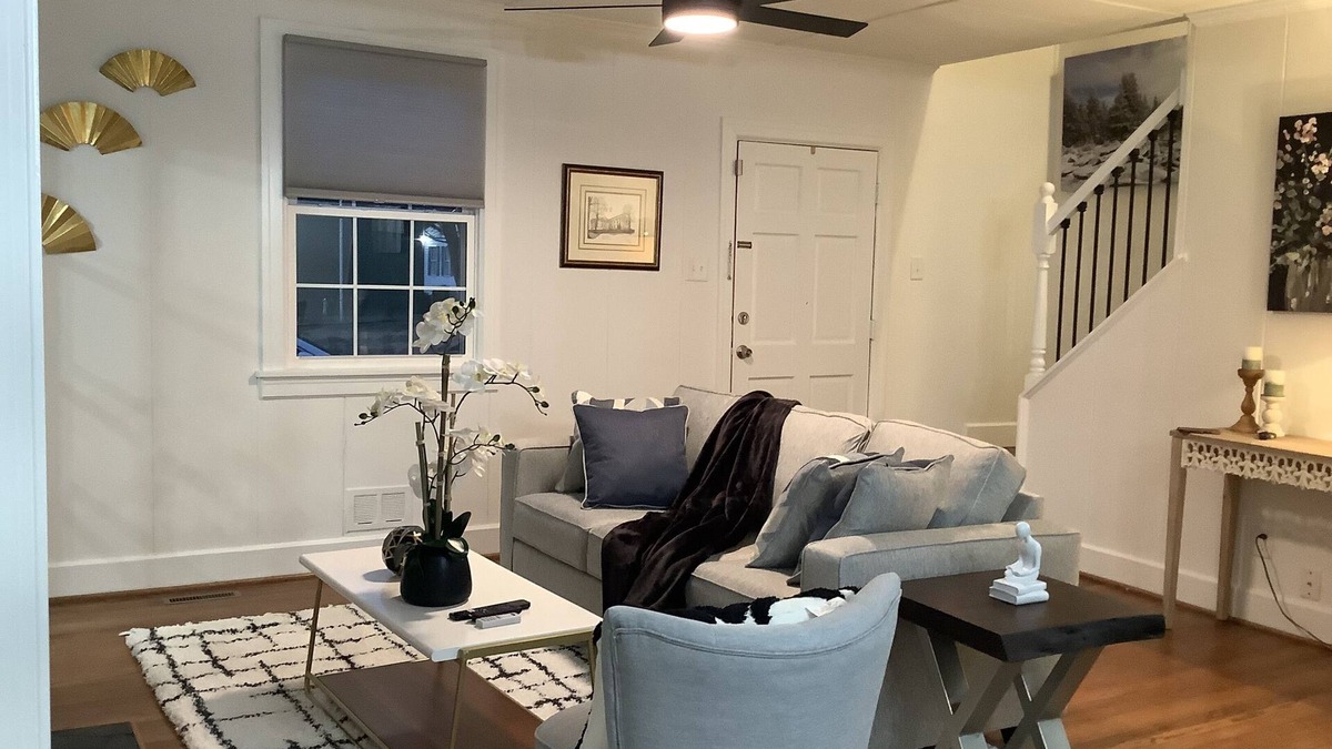 Dumbarton Cottage | Cozy Cape Cod Home!
