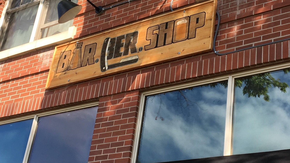 Greeley House | Cozy Carriage House, Walk to UNC, Free Bikes