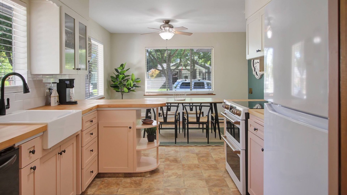 Lodi House | Cozy Central Lodi Chateau - Just Steps From Downtown!