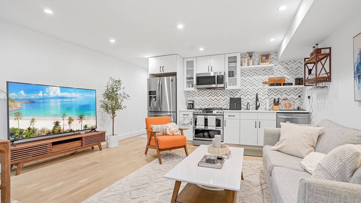 Dupont Circle Apartment | Cozy & Charming 2-Bedroom Apartment in the Heart of Dupont Circle!