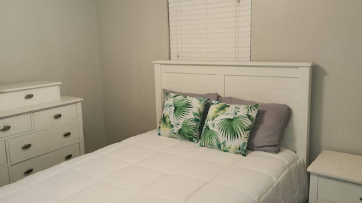 Prairieville House | Cozy, Charming, Convenient Escape, Near LSU