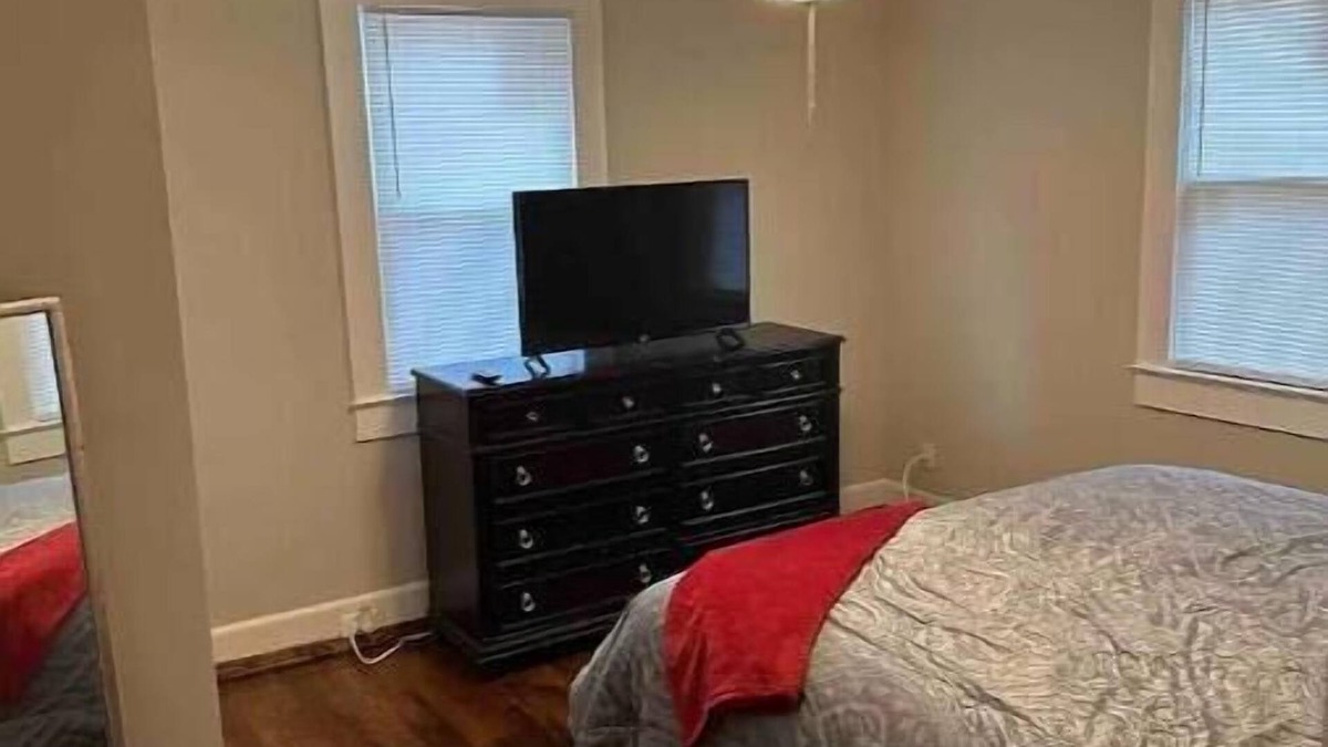 Kernersville House | Cozy & Charming In Kernersville