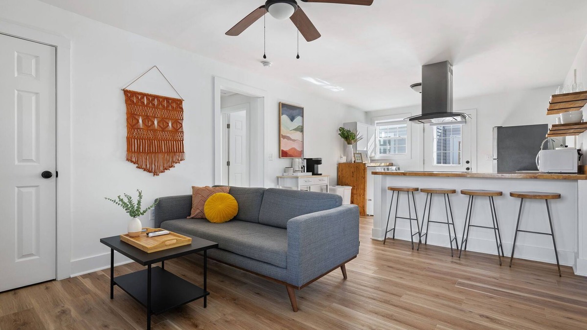 North Charleston Apartment | Cozy Chateau in the Heart of Park Circle