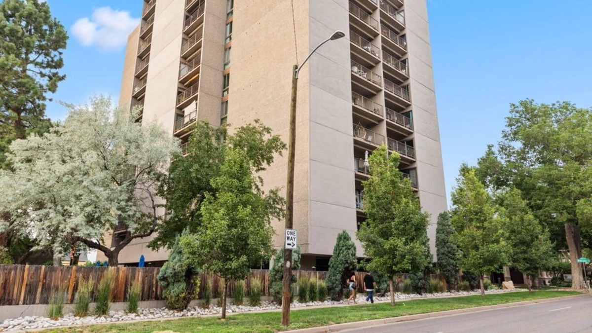 City Park West Condo | Cozy Cheesman Park condo with fitness room, WiFi in delightful Denver