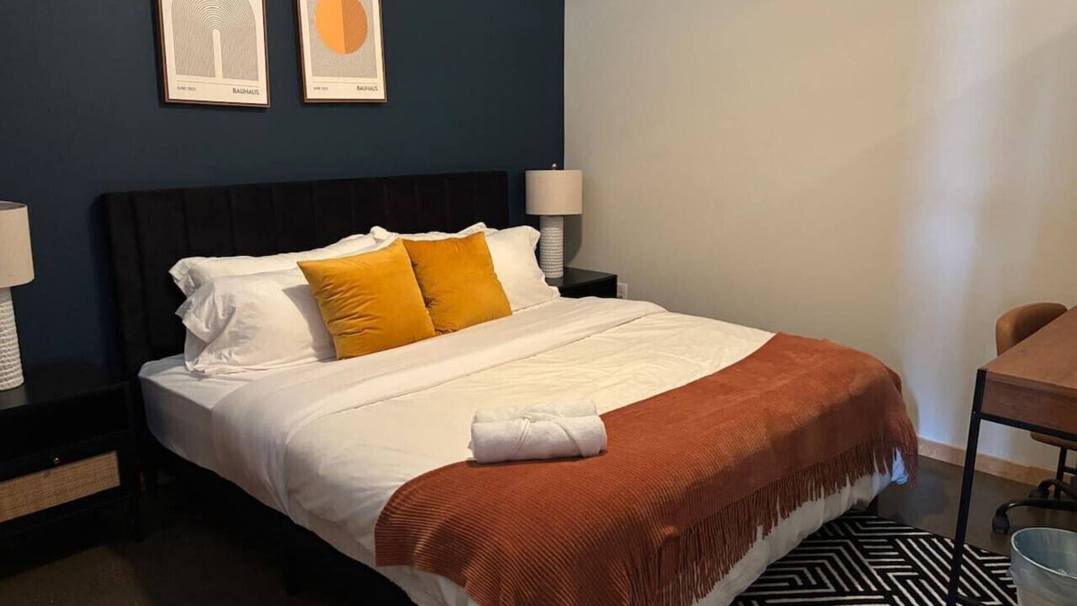 Midtown Apartment | Cozy & Chic 1BD | Midtown Luxe