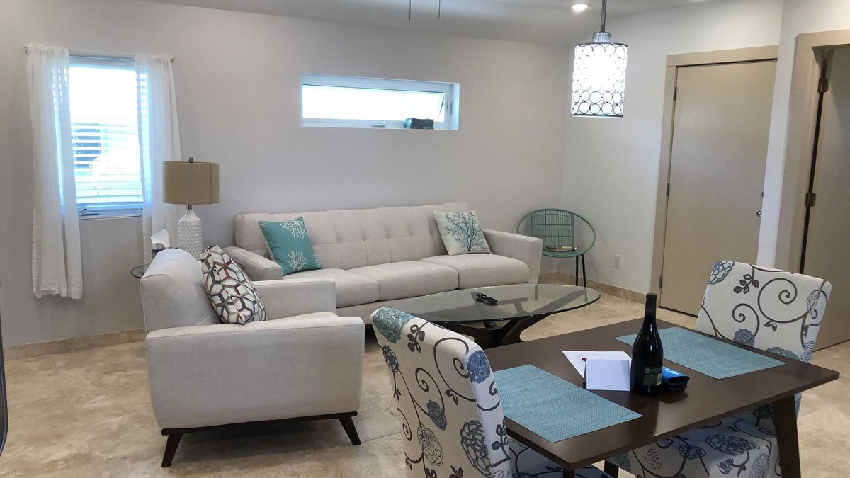 Goodland Cottage | Cozy coastal cottage in Goodland
