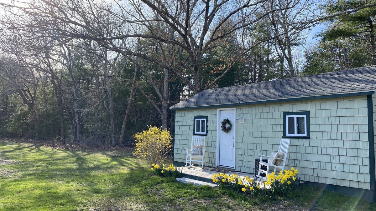 Kenyon Cottage | Cozy Coastal Cottage in Charlestown, RI