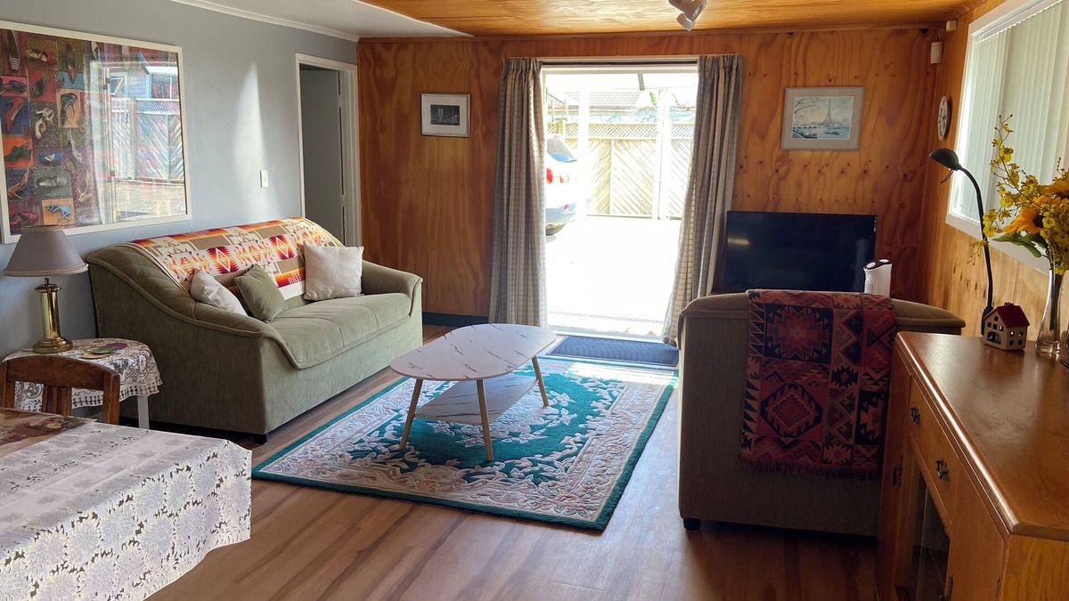 Whakatane Apartment | Cozy, comfortable and close to CBD