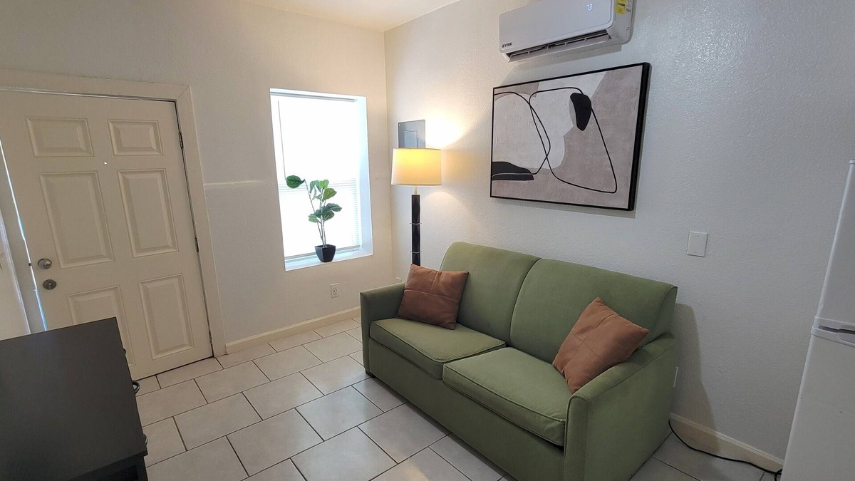 Segundo Barrio Apartment | Cozy & Comfy Down Town El Paso