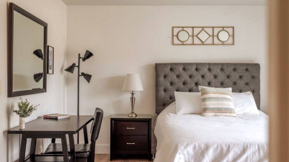 River Terrace Condo | Cozy Condo by Downtown for 4