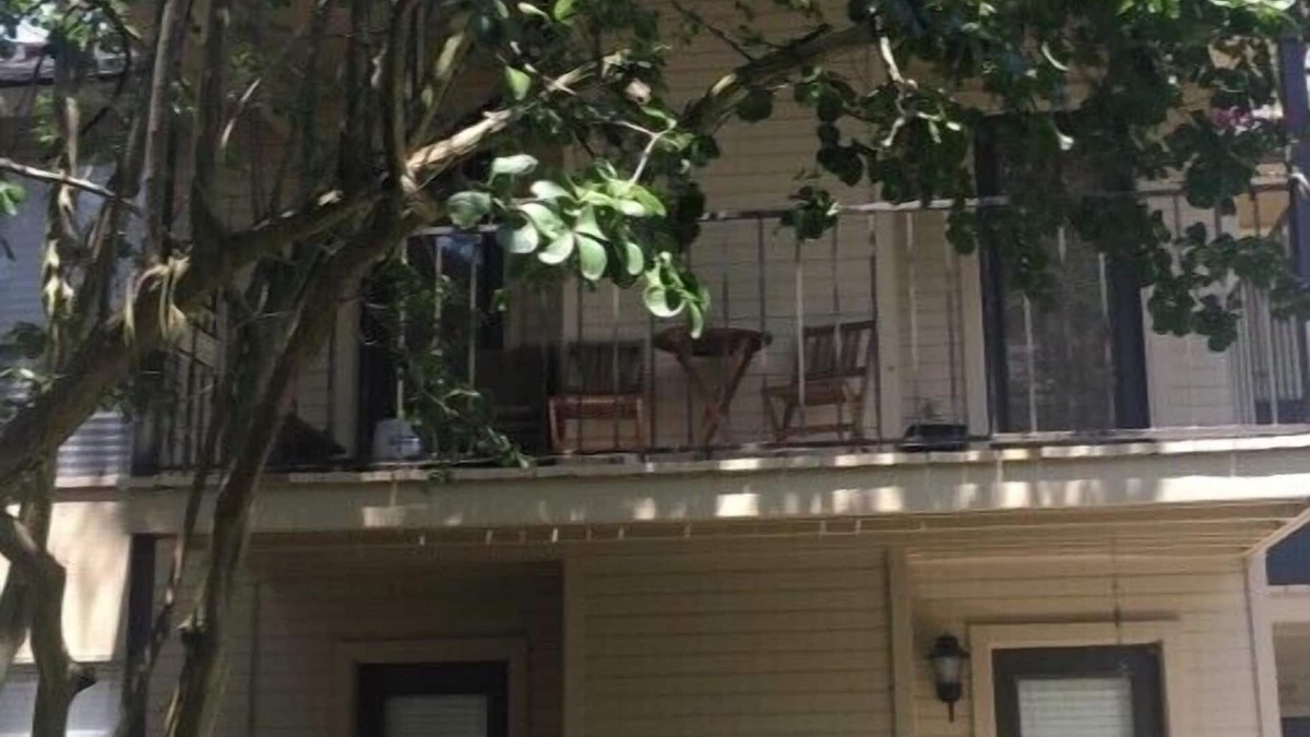 Inniswold Condo | COZY Condo in Parklike Setting - GREAT location!