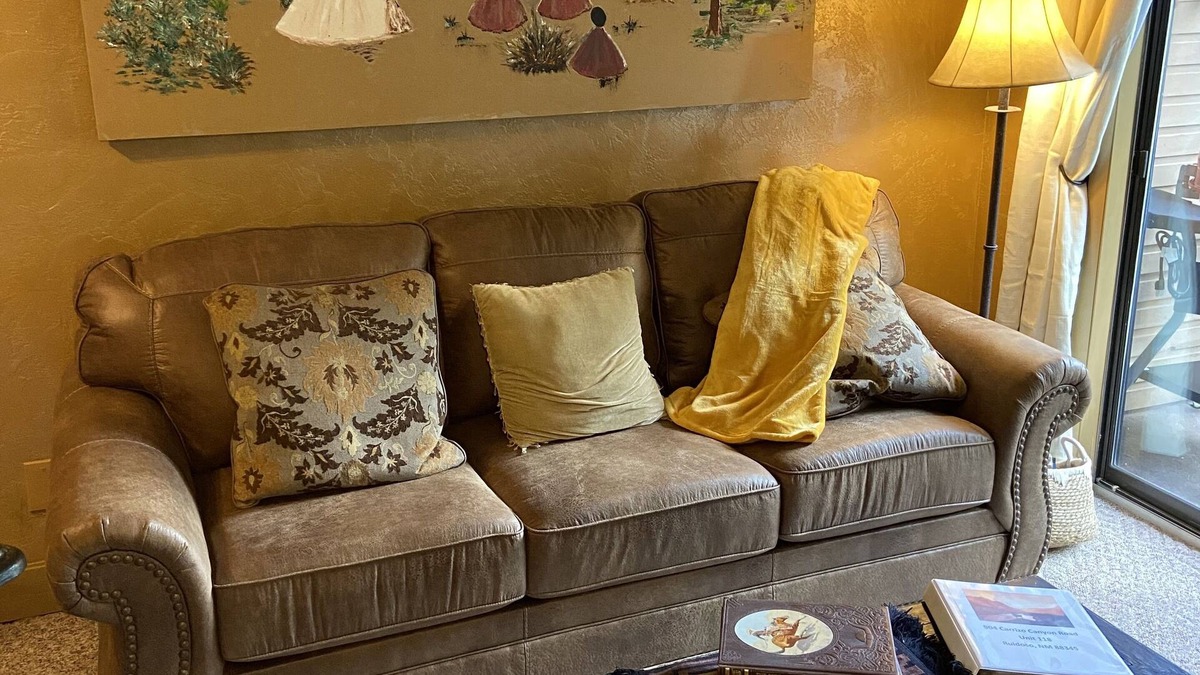 Ruidoso Condo | Cozy Condo: One bedroom condo w/indoor fireplace
