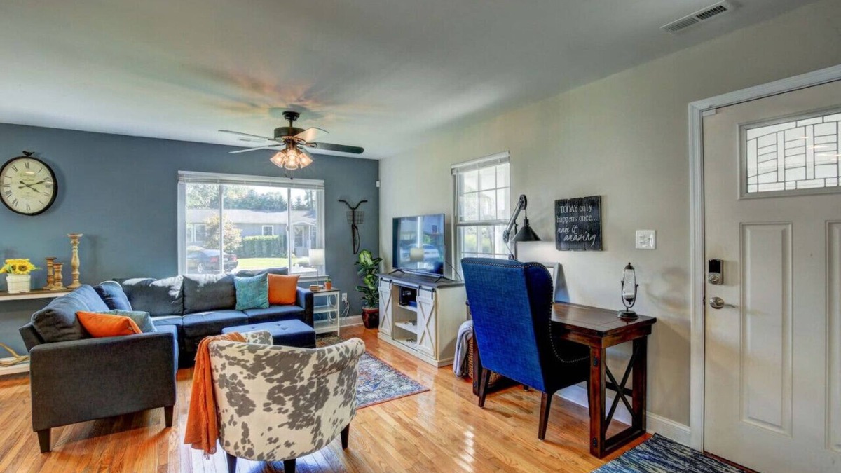 North Beach Apartment | Cozy Cottage 3 beds 2 baths W/Outdoor grill!
