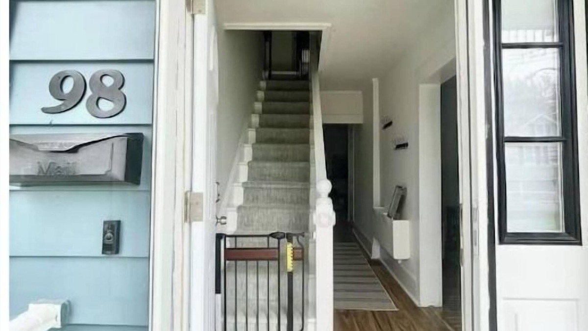 Long Branch House | Cozy cottage 3 blocks to beach