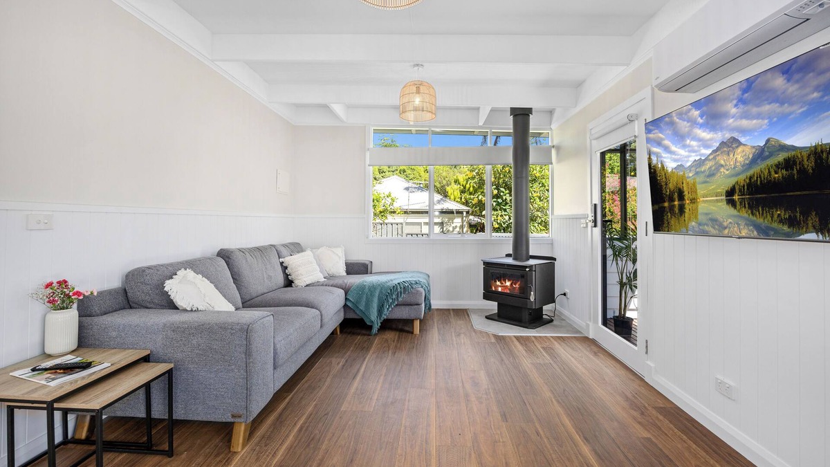 Warburton Cottage | Cozy cottage in quiet cul-de-sac, newly renovated, in beautiful Warburton