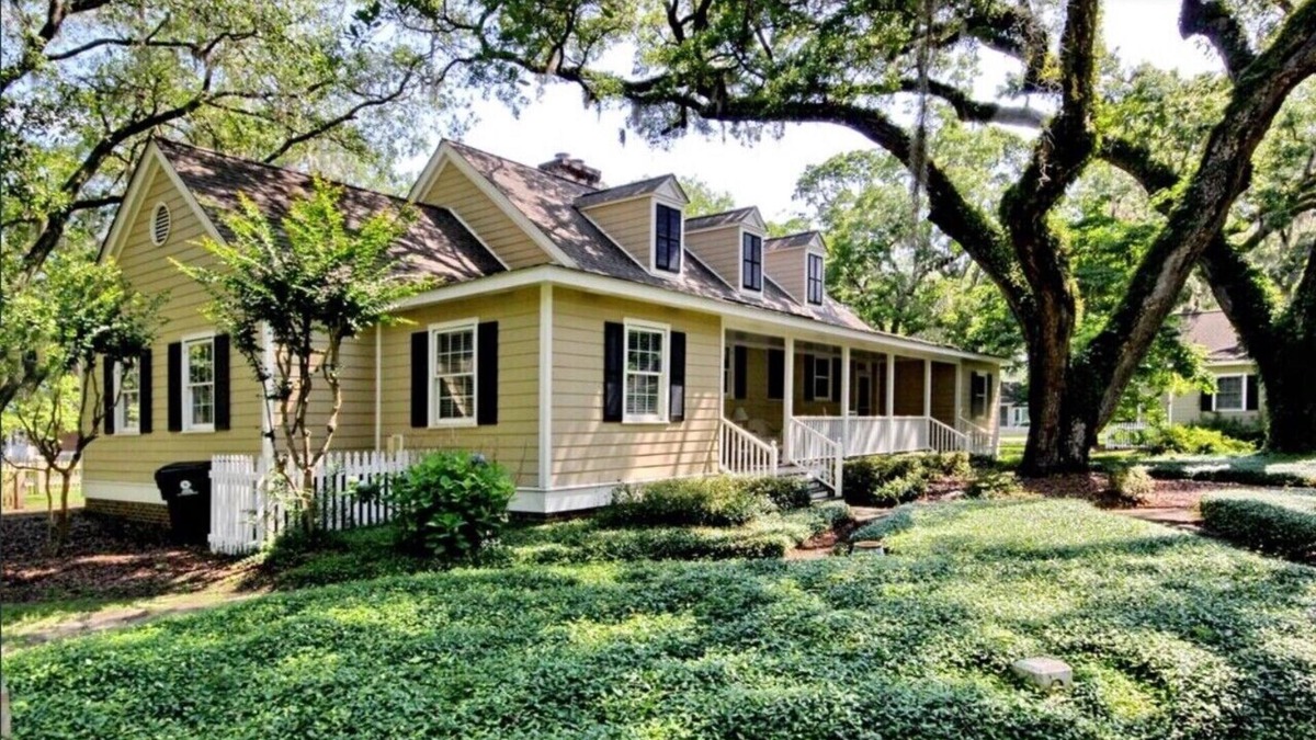 Murrells Inlet Cottage | Cozy Cottage in gated Country Club - Wachesaw Plantation