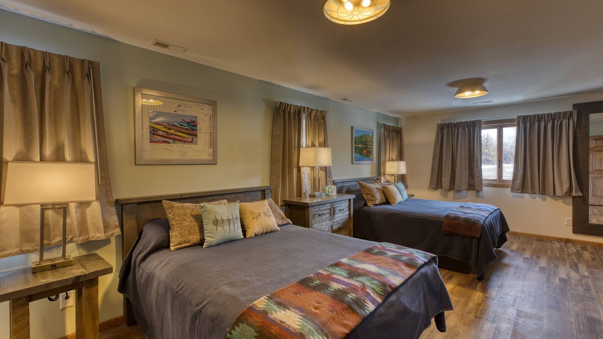 Yankton Cottage | Cozy Cottage- Lewis and Clark Resort