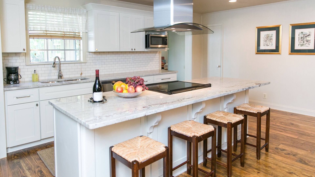 Folsom House | Cozy Cottage on Little Tehfuncte River