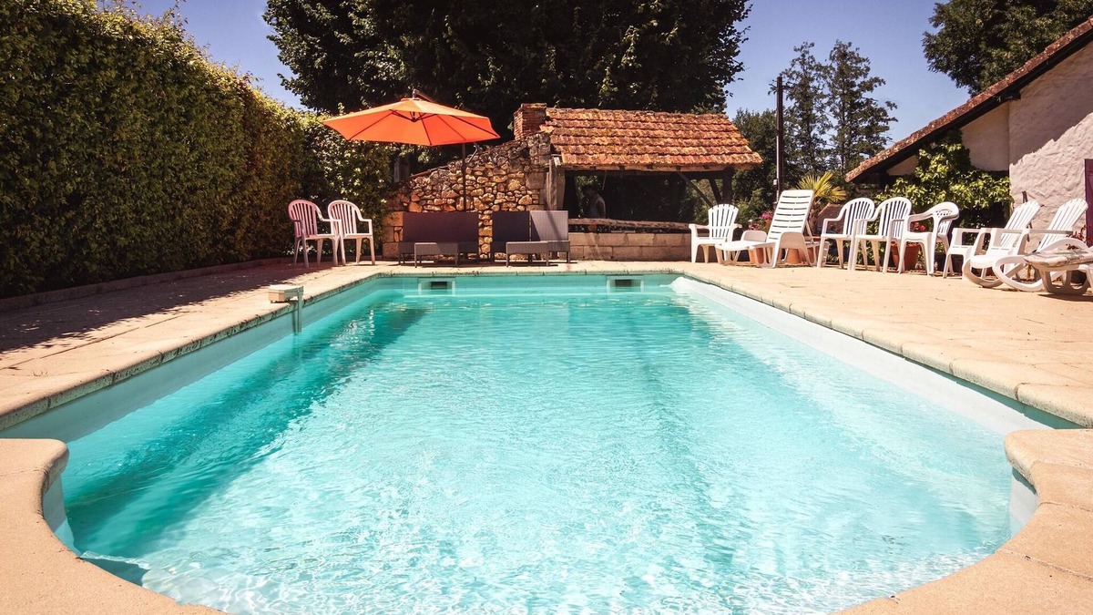 Vezac Cottage | Cozy Cottage Retreat in Vézac