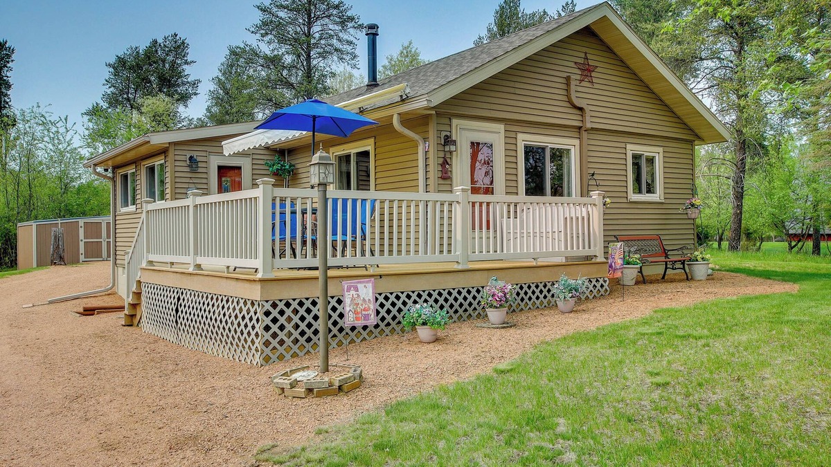 Nekoosa Cottage | Cozy Cottage With Lake Views & Access