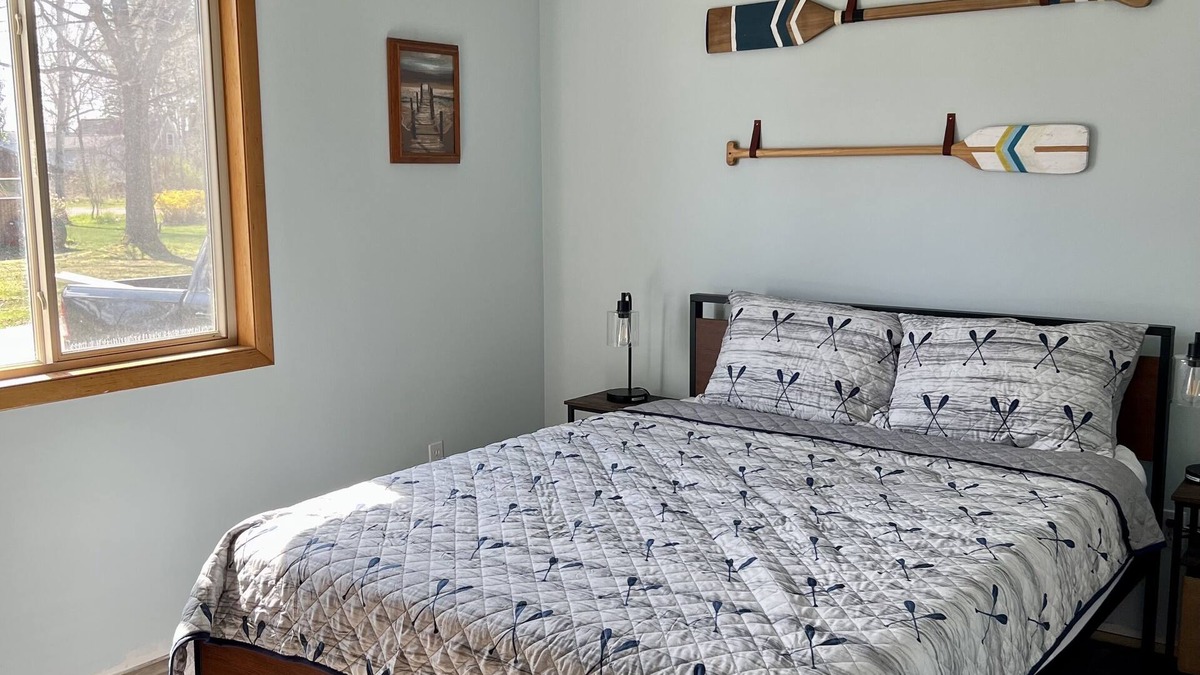 Canadian Lakes House | Cozy Cottage with Lake Access