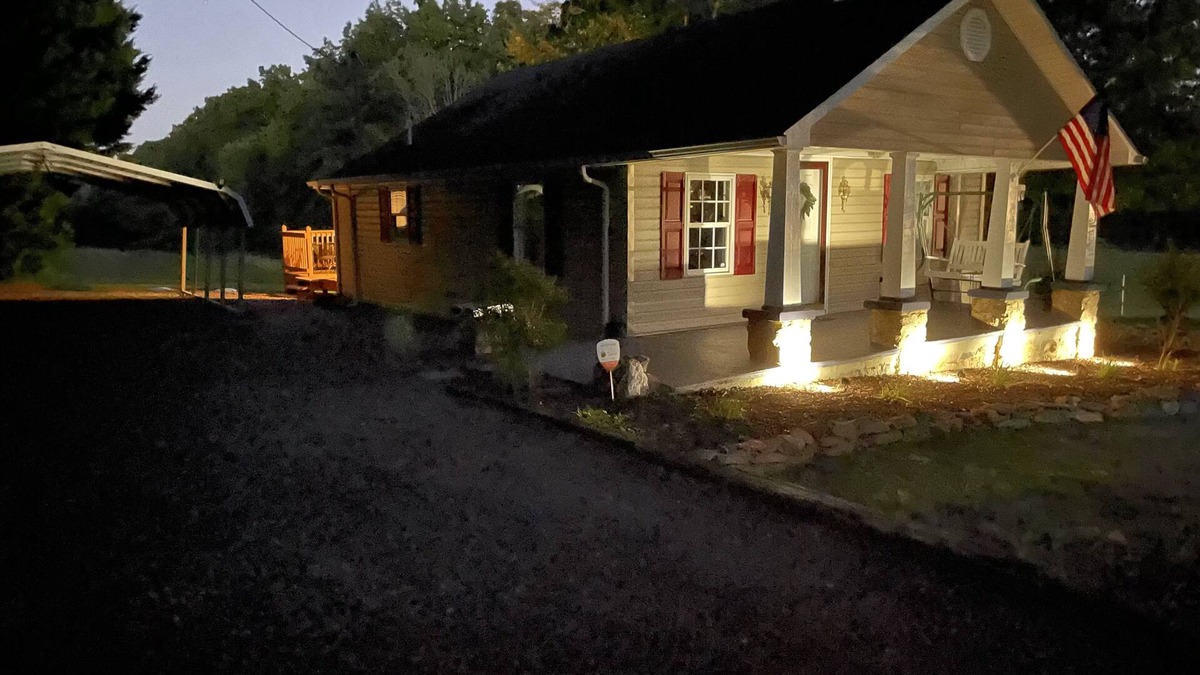 Reidsville House | Cozy Country Bungalow, Rocking chair front porch. 20 miles to Danville VA Casino