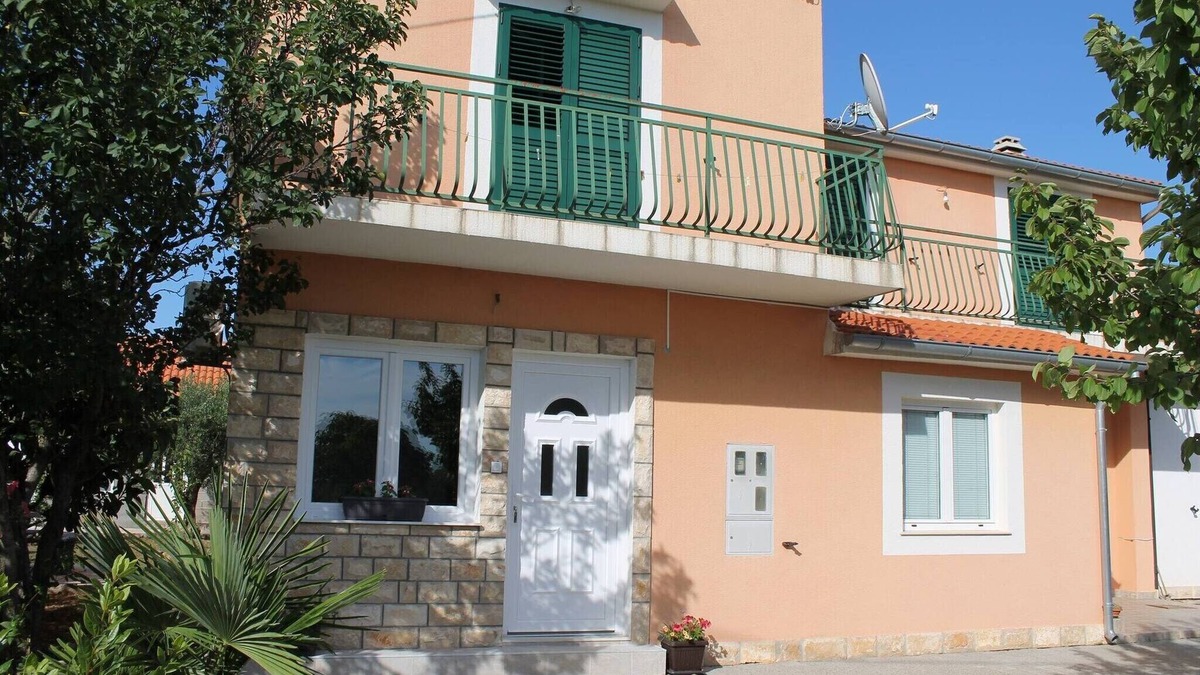 Bristane Apartment | Cozy countryside apartment in Bristane