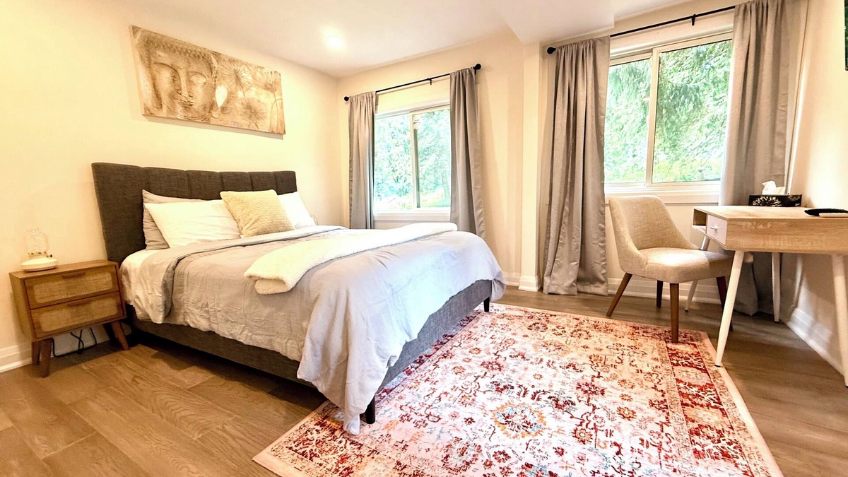 Pickering House | Cozy Countryside Guesthouse with BBQ & Firepit