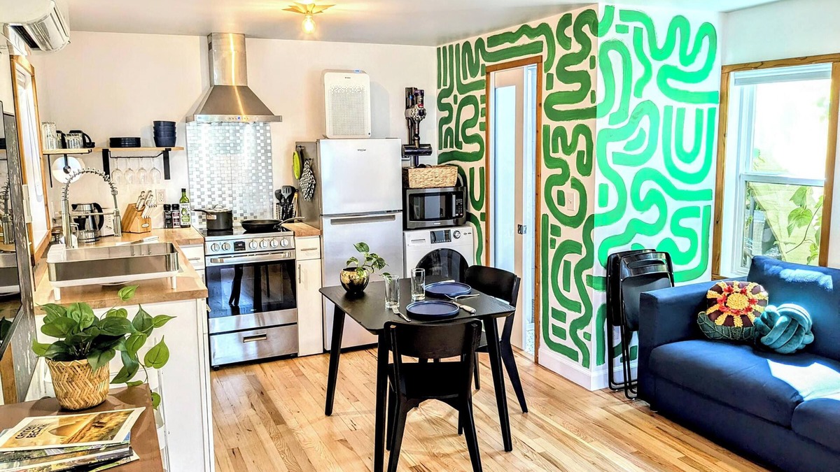 Cully Apartment | Cozy Cully Suite with Private Patio + Near PDX