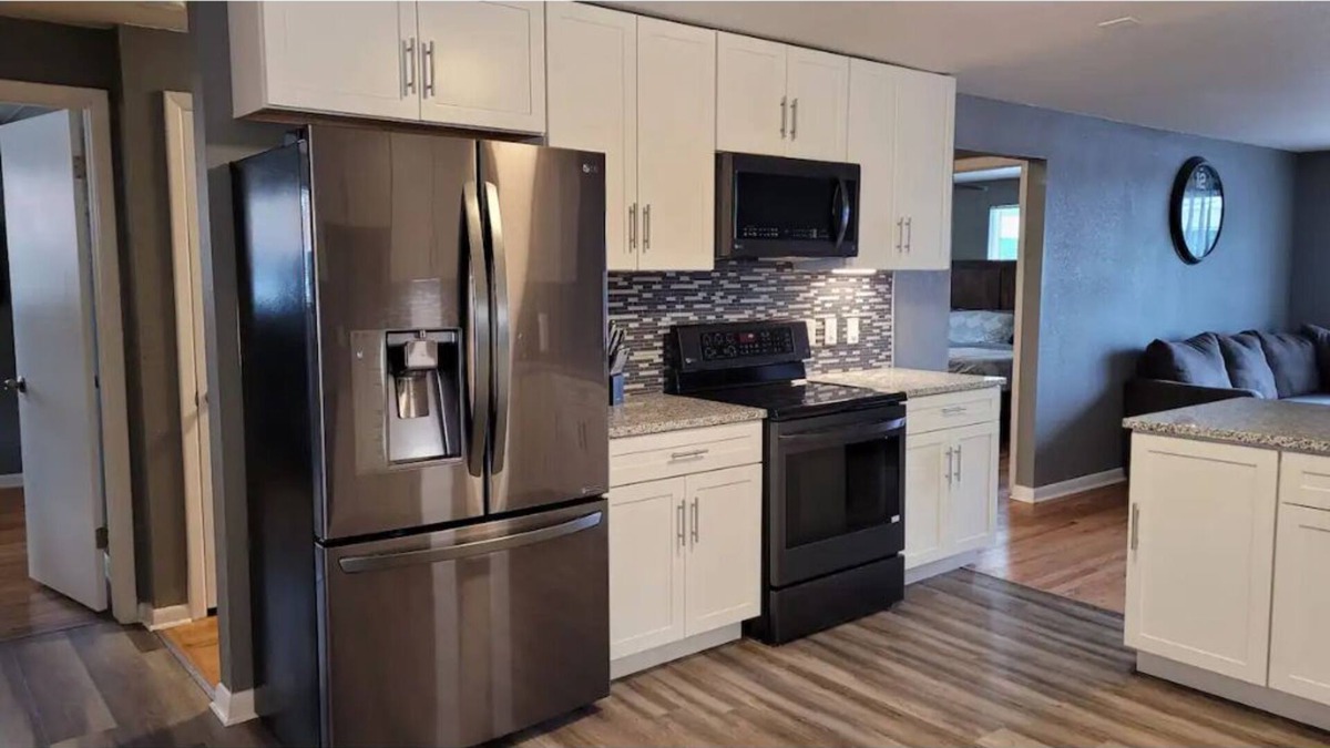 Bel Aire House | Cozy * Denver West Getaway * Close to Mountains