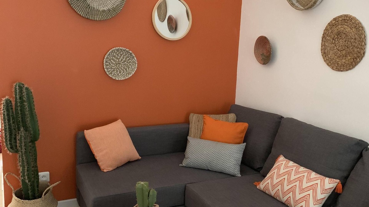 Saint-Lambert Apartment | COZY DESIGN APARTMENT IN QUIET WITH EXTERIOR