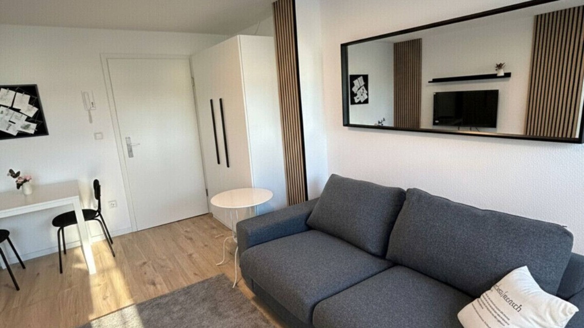 Alt-Muhlburg Apartment | Cozy Design Top-Floor Studio in Karlsruhe-Mühlburg - APOLONIAliving