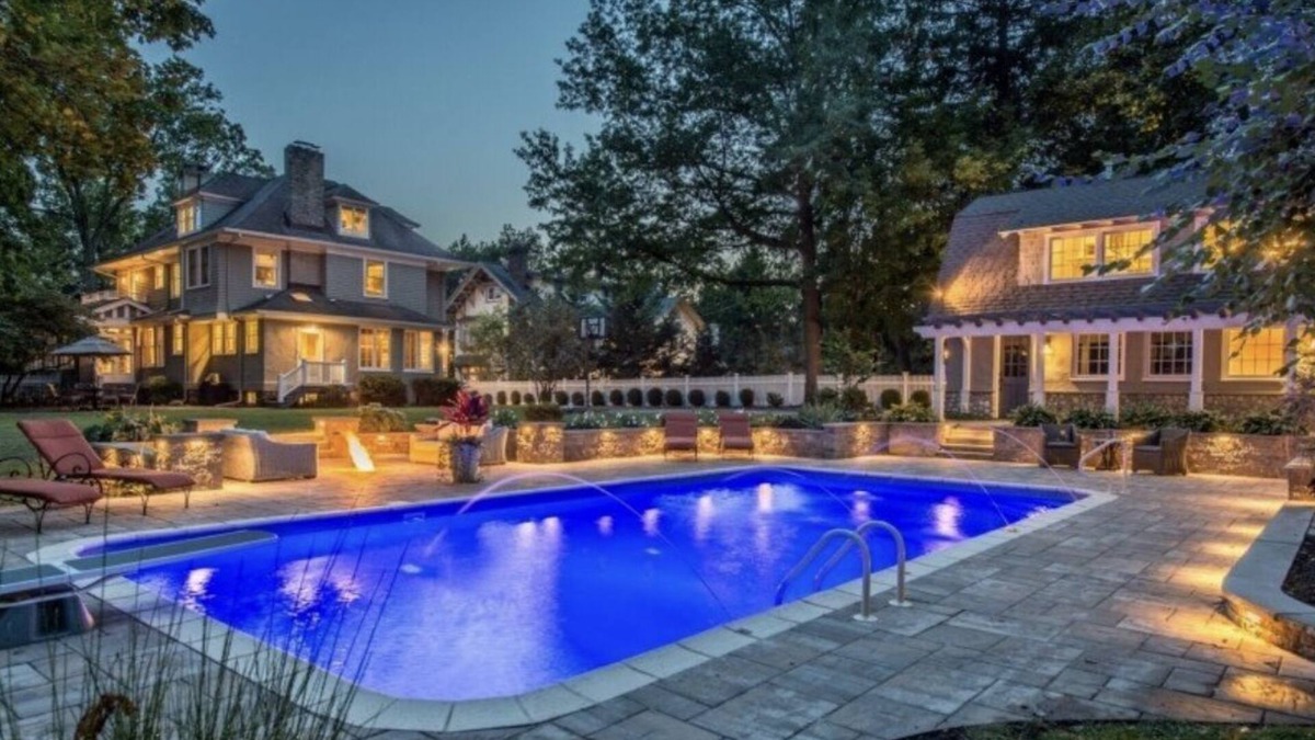 Upper Montclair Cottage | Cozy Designer Cottage with Saltwater Pool