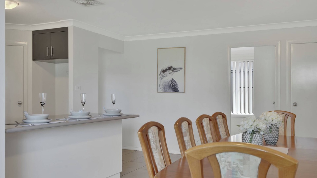 Dubbo House | Cozy Dubbo retreat - close to the zoo