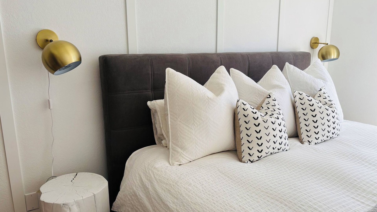 Port Alice Apartment | Cozy executive suite, including a stunning view, on Vancouver Island