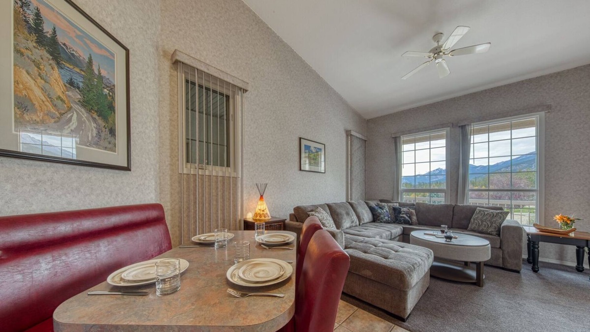East Kootenay Condo | Cozy Fairmont Hot Springs 1BR Condo BC Registration PM493078643