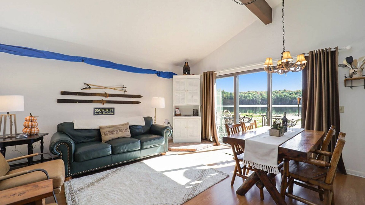 Gaylord Condo | Cozy Fall Townhome - Beautiful Lakefront Access in a Private, Rural Community