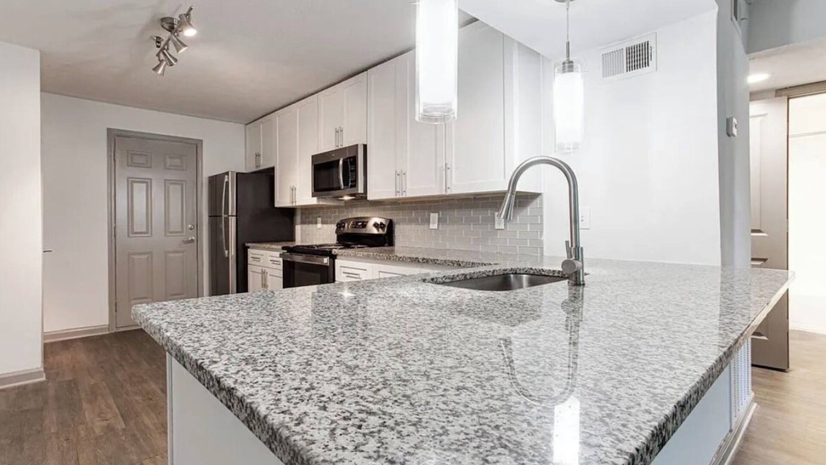 Greater Valley Brook Apartment | Cozy, family-friendly 1 bedroom apartment with WiFi in North Decatur